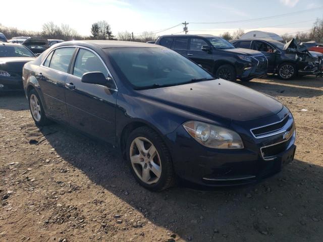 1G1ZG57B19F232634 - 2009 CHEVROLET MALIBU LS BLACK photo 4