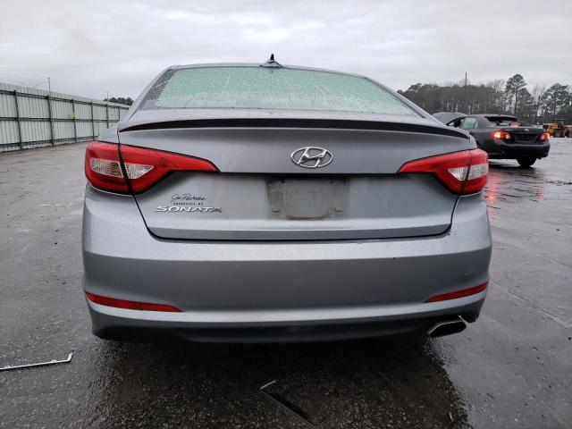 5NPE24AF1FH256217 - 2015 HYUNDAI SONATA SE GRAY photo 6