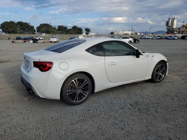JF1ZNAA19F8706356 - 2015 TOYOTA SCION FR-S WHITE photo 3