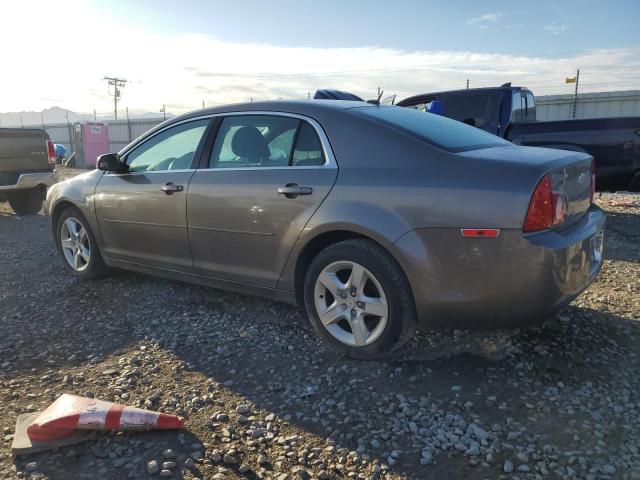 1G1ZB5EB5AF241925 - 2010 CHEV MALIBU LS GRAY photo 2