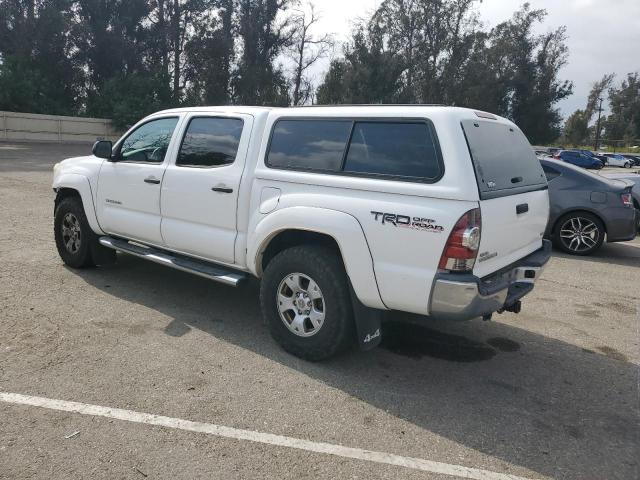 5TFLU4EN8DX079377 - 2013 TOYOTA TACOMA DOUBLE CAB Weiß Foto 2