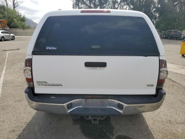 5TFLU4EN8DX079377 - 2013 TOYOTA TACOMA DOUBLE CAB Weiß Foto 6
