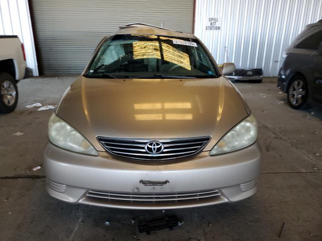 4T1BF30K45U106473 - 2005 TOYOTA CAMRY LE TAN photo 5