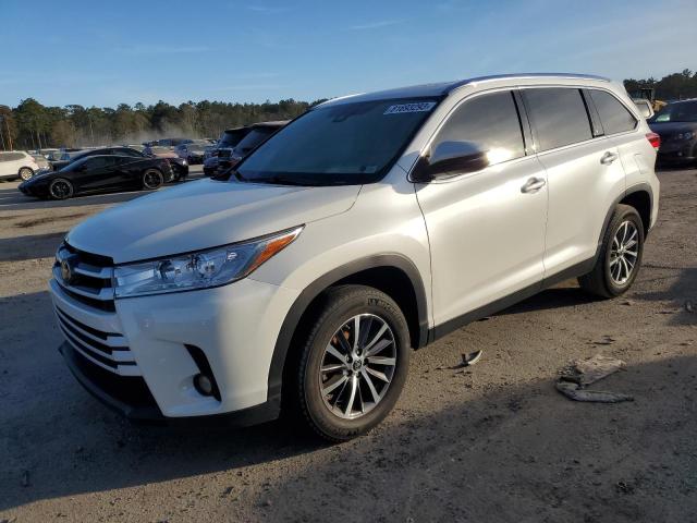 2019 TOYOTA HIGHLANDER SE, 