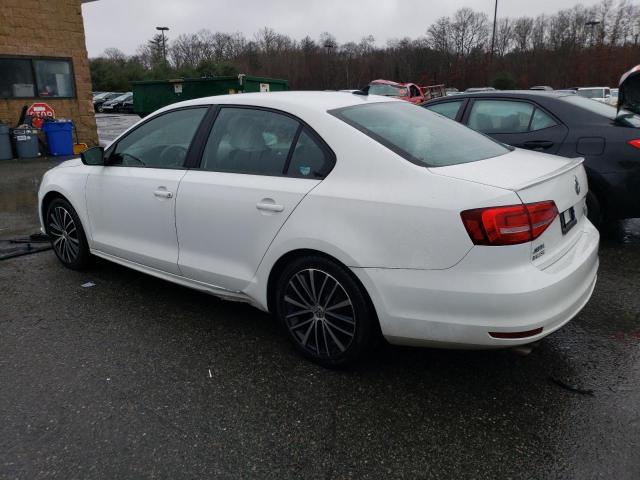 3VWD17AJ3FM326084 - 2015 VOLKSWAGEN JETTA SE WHITE photo 2