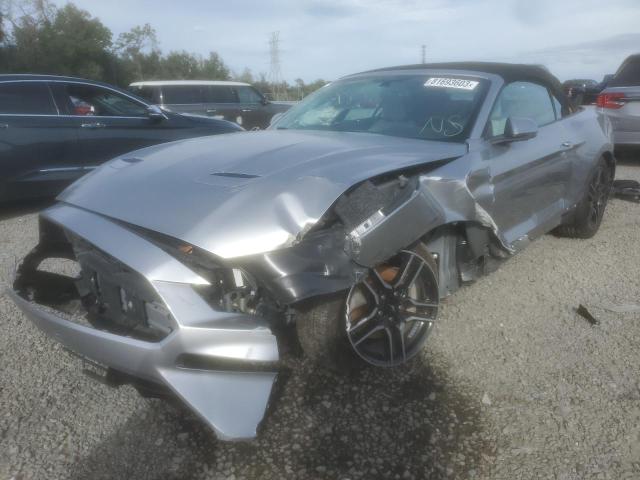1FATP8UH5L5137486 - 2020 FORD MUSTANG SILVER photo 1