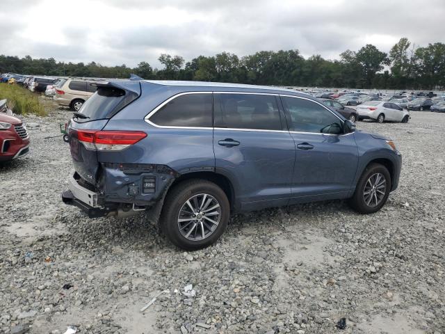 5TDKZRFH4JS239761 - 2018 TOYOTA HIGHLANDER SE Azul foto 3