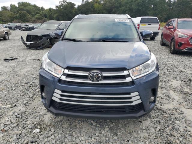 5TDKZRFH4JS239761 - 2018 TOYOTA HIGHLANDER SE Azul foto 5
