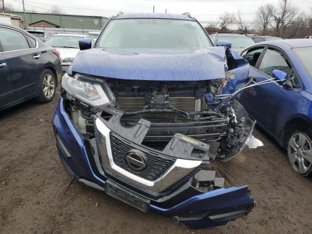 KNMAT2MV9JP551582 - 2018 NISSAN ROGUE S BLUE photo 5