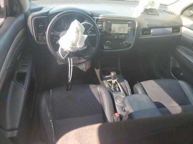 JA4AD3A3XFZ000573 - 2015 MITSUBISHI OUTLANDER SE 银色 照片 8