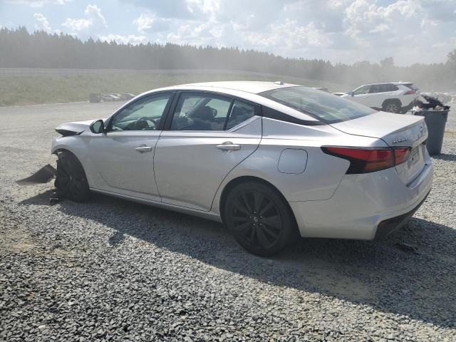 1N4BL4CVXKC146511 - 2019 NISSAN ALTIMA SR Серебристый фото 2