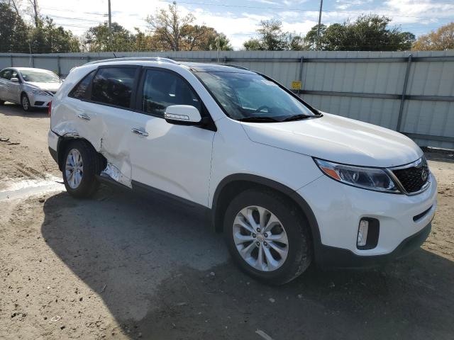 5XYKU4A71FG560421 - 2015 KIA SORENTO EX WHITE photo 4