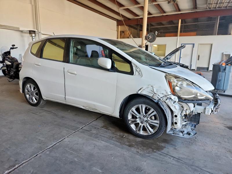 JHMGE87449S017360 - 2009 HONDA FIT SPORT Սպիտակ լուսանկար 4