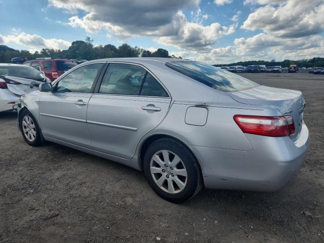 4T1BE46K39U371441 - 2009 TOYOTA CAMRY BASE Күміс фото 2
