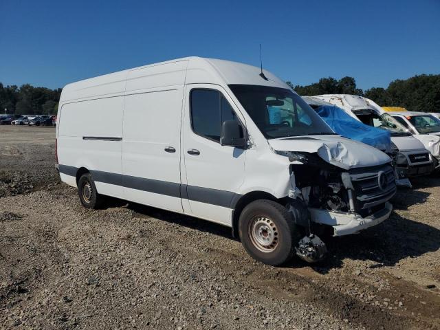 W1W40CHY9MT056086 - 2021 MERCEDES-BENZ SPRINTER 2500 WHITE photo 4