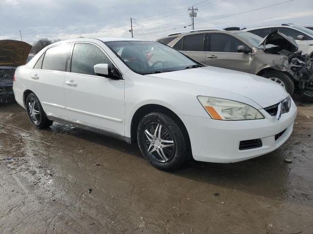 1HGCM56427A078505 - 2007 HONDA ACCORD LX WHITE photo 4