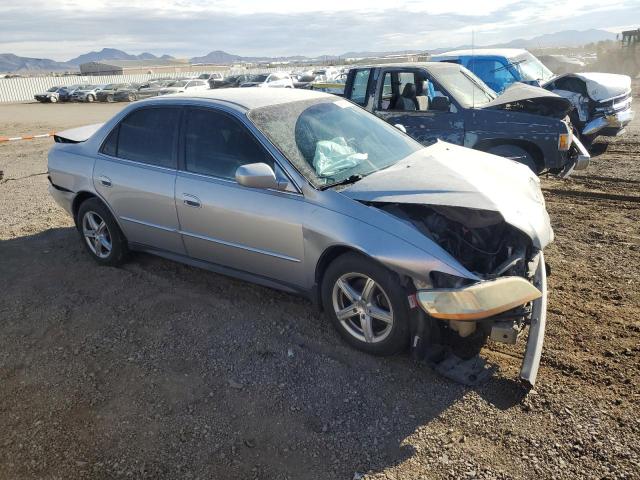 1HGCG16462A072215 - 2002 HONDA ACCORD LX ვერცხლისფერი ფოტო 4