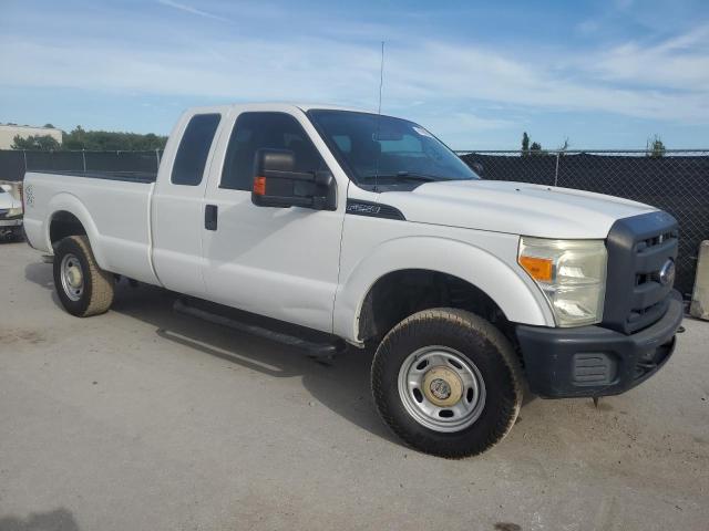 1FT7X2B69FEC64885 - 2015 FORD F250 SUPER DUTY Ақ фото 4