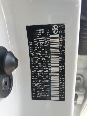 5YFBURHE5HP569493 - 2017 TOYOTA COROLLA L WHITE photo 12