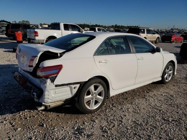 4T1BF3EK1BU681957 - 2011 TOYOTA CAMRY BASE أبيض صورة 3