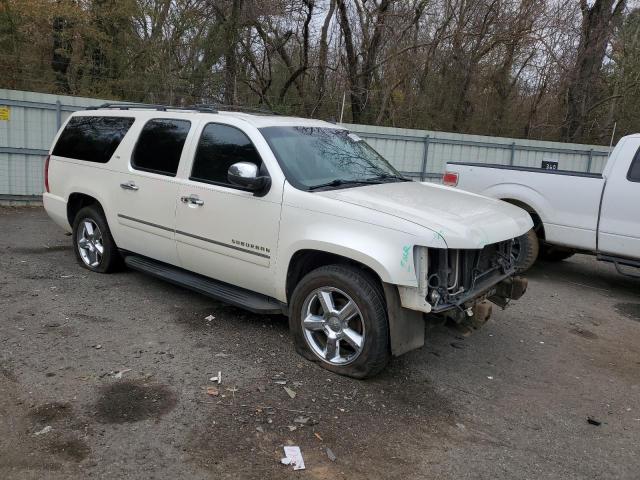 1GNSCKE05BR278838 - 2011 CHEVROLET SUBURBAN C1500 LTZ WHITE photo 4