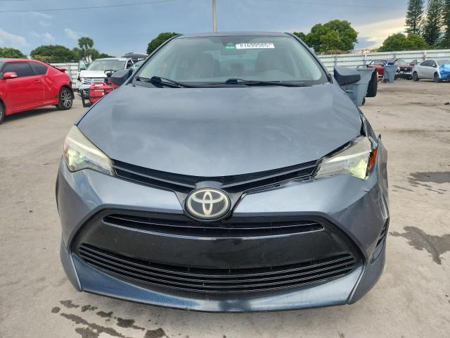 2T1BURHE5HC813322 - 2017 TOYOTA COROLLA L BLUE photo 5