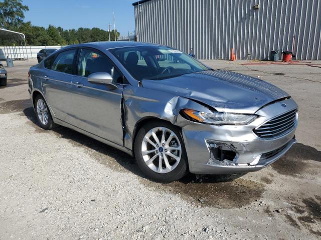 3FA6P0HD0LR219063 - 2020 FORD FUSION SE Արծաթագույն լուսանկար 4