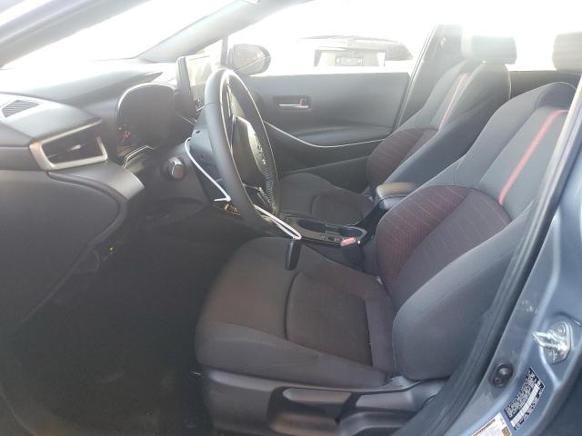 JTDP4MCE7P3517001 - 2023 TOYOTA COROLLA SE Gris foto 7