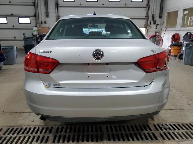 1VWAS7A32EC115444 - 2014 VOLKSWAGEN PASSAT S SILVER photo 6