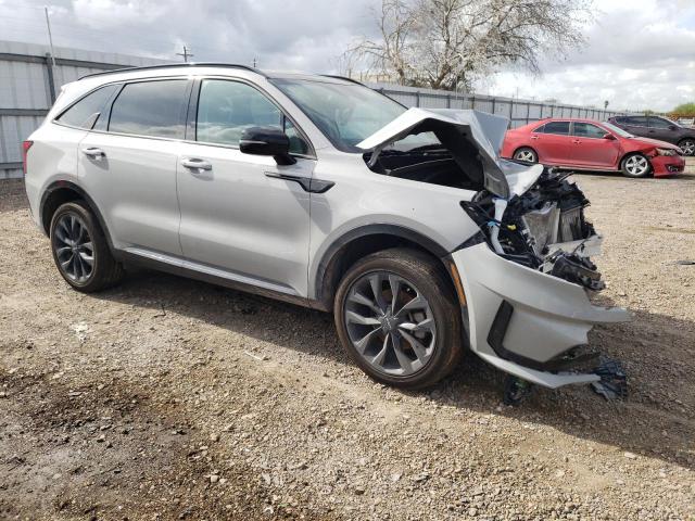 5XYRKDLF9NG133026 - 2022 KIA SORENTO SX SILVER photo 4