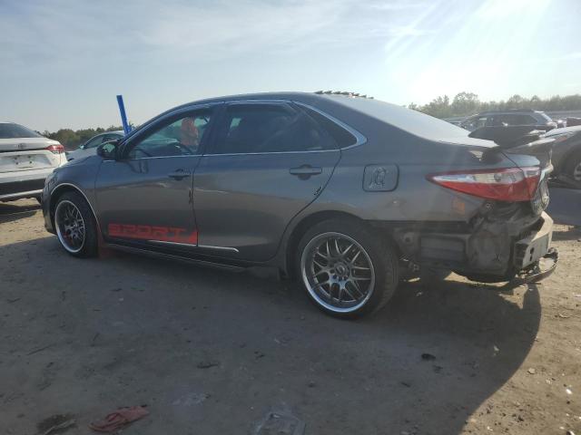 4T1BF1FK2HU327439 - 2017 TOYOTA CAMRY LE GRAY photo 2