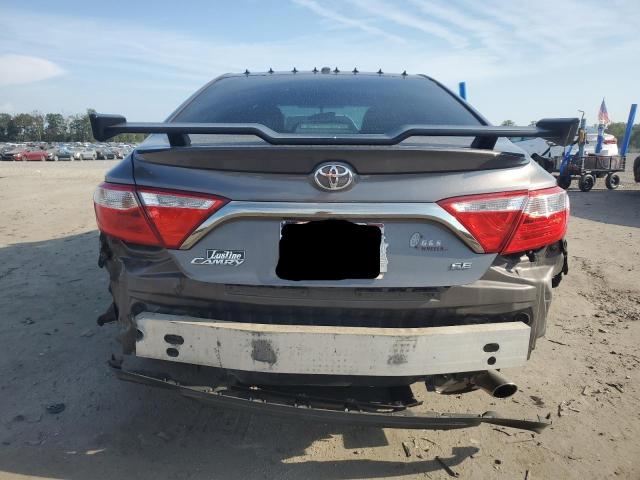 4T1BF1FK2HU327439 - 2017 TOYOTA CAMRY LE GRAY photo 6