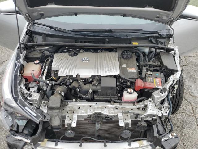 JTDKBRFUXH3574021 - 2017 TOYOTA PRIUS SILVER photo 11