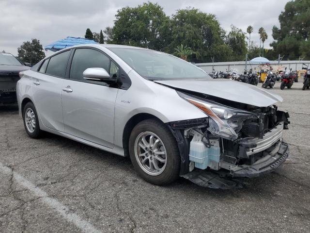 JTDKBRFUXH3574021 - 2017 TOYOTA PRIUS SILVER photo 4