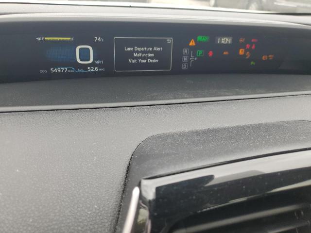 JTDKBRFUXH3574021 - 2017 TOYOTA PRIUS SILVER photo 9