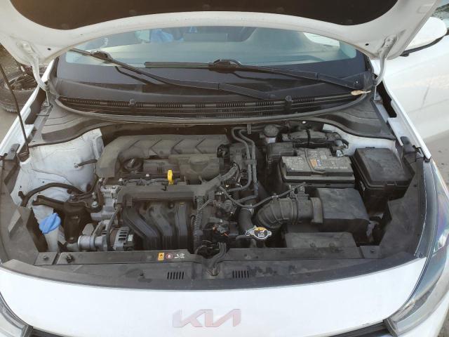 3KPA24AD8NE438285 - 2022 KIA RIO LX WHITE photo 11