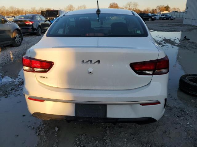 3KPA24AD8NE438285 - 2022 KIA RIO LX WHITE photo 6