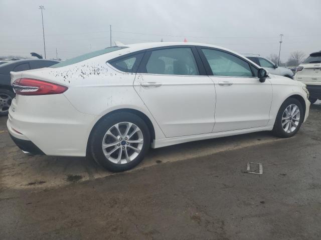 3FA6P0HD1LR250631 - 2020 FORD FUSION SE WHITE photo 3