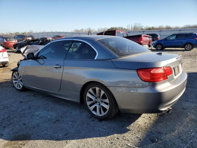 WBADW3C5XBE538104 - 2011 BMW 328 I SILVER photo 2