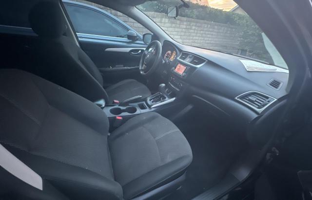 3N1AB7AP2JY247792 - 2018 NISSAN SENTRA S Սև լուսանկար 5