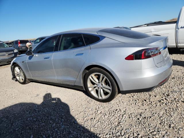 5YJSA1H19EFP33651 - 2014 TESLA MODEL S Արծաթագույն լուսանկար 2