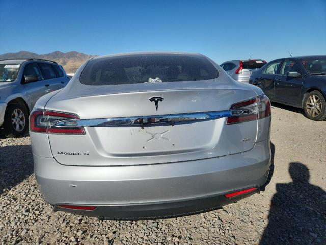 5YJSA1H19EFP33651 - 2014 TESLA MODEL S Արծաթագույն լուսանկար 6