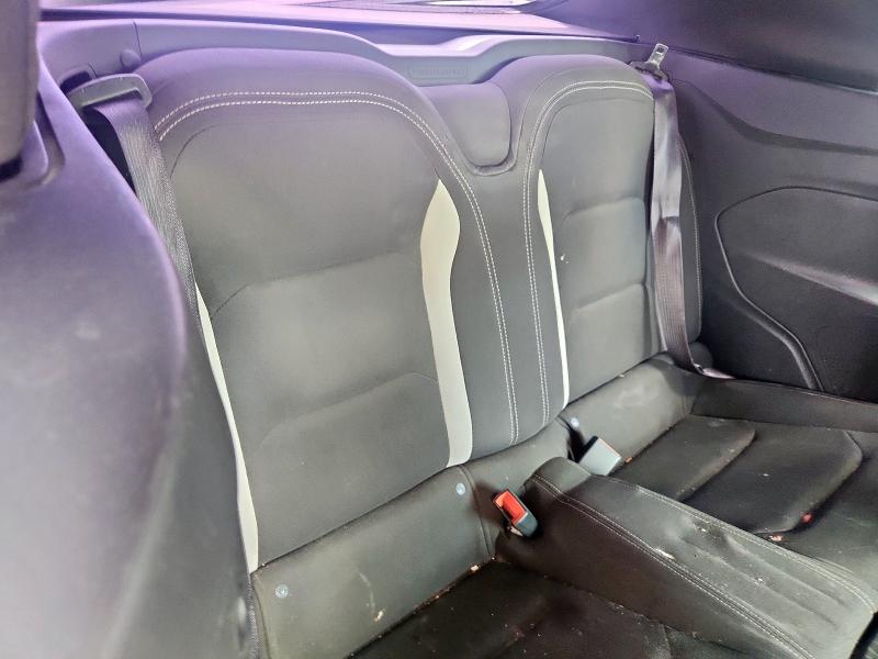 1G1FB3DS6H0136784 - 2017 CHEVROLET CAMARO LT ვერცხლისფერი ფოტო 10