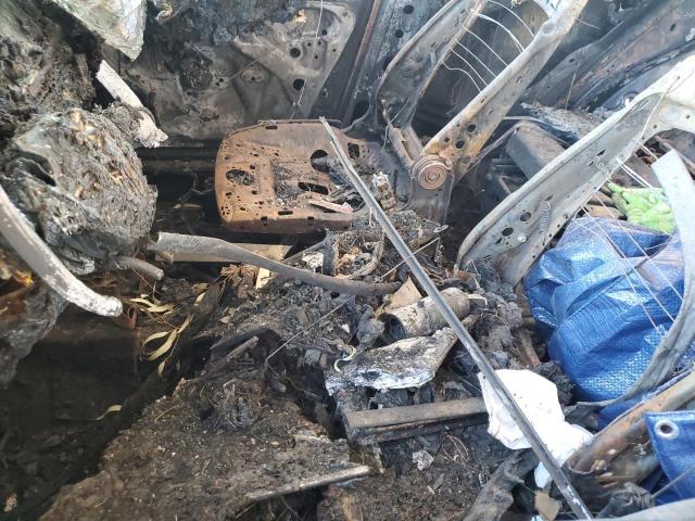 WVGBV7AX0BW556285 - 2011 VOLKSWAGEN TIGUAN S Verbrannt Foto 7