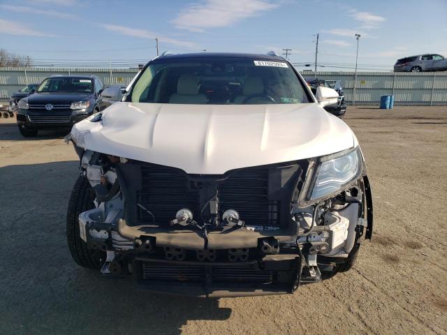 2LMPJ8LP0JBL41353 - 2018 LINCOLN MKX RESERVE أبيض صورة 5