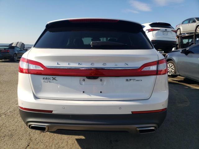 2LMPJ8LP0JBL41353 - 2018 LINCOLN MKX RESERVE أبيض صورة 6