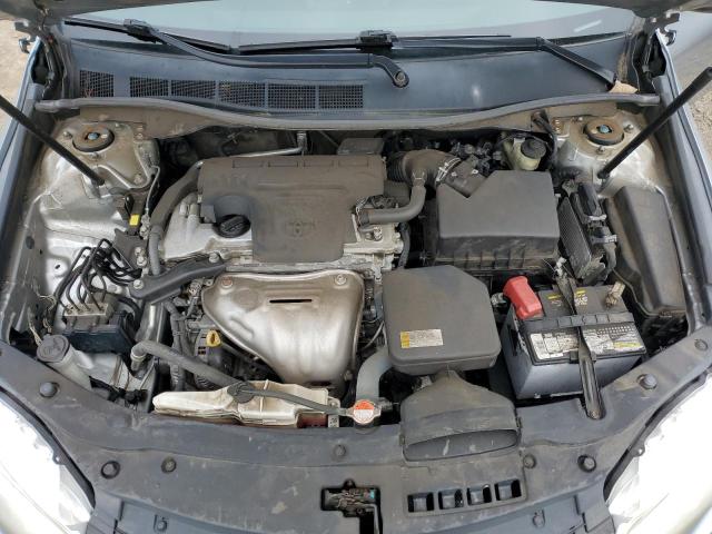 4T1BF1FK5GU609864 - 2016 TOYOTA CAMRY LE SILVER photo 11