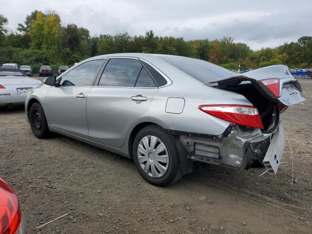 4T1BF1FK5GU609864 - 2016 TOYOTA CAMRY LE SILVER photo 2