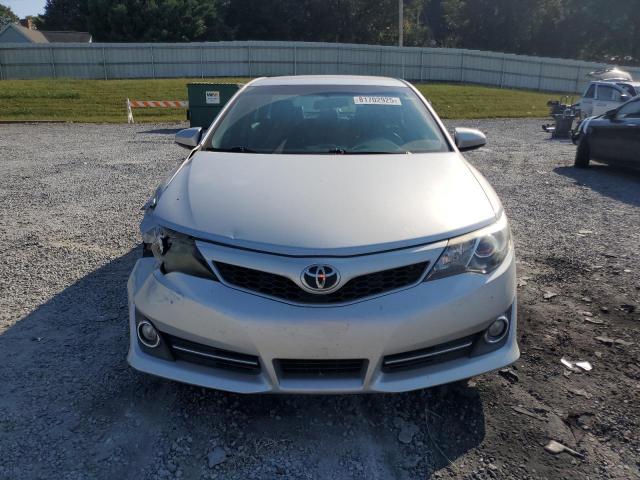 4T1BF1FK6CU195553 - 2012 TOYOTA CAMRY BASE Gris photo 5