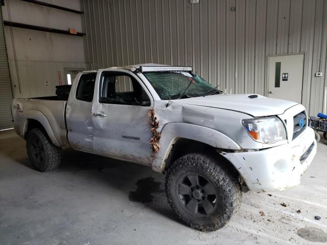 5TEUU42N25Z078325 - 2005 TOYOTA TACOMA ACCESS CAB Ақ фото 4